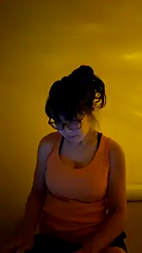 LeemaBean online show from October 28, 6:24 pm