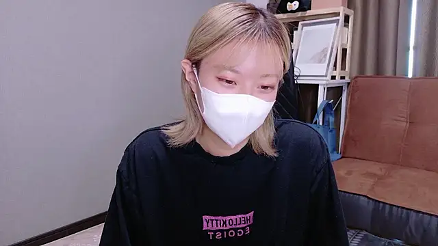 Snapshot of Nana__ch chatting on October 1, 5:12 am Nana ch online show from October 1, 5:12 am