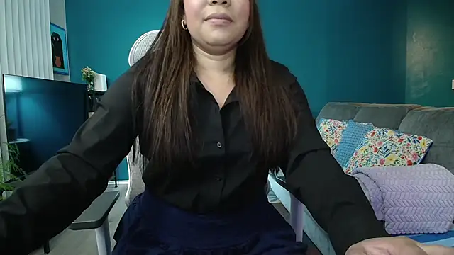 SHEILYN  online show from October 22, 4:50 am