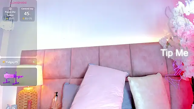 KatheMiler online show from April 7, 4:47 am