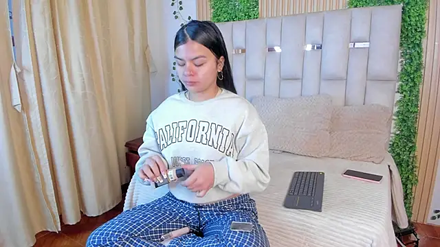 Jade Nmm online show from February 2, 12:37 pm