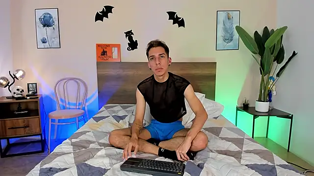 Snapshot of jack_wesker chatting on October 20, 4:59 am jack wesker online show from October 20, 4:59 am