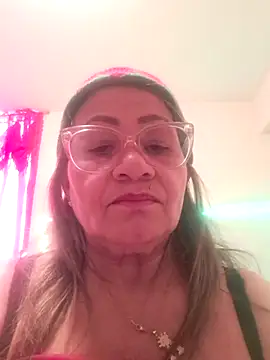 Vickysweeeettt online show from December 16, 6:36 pm