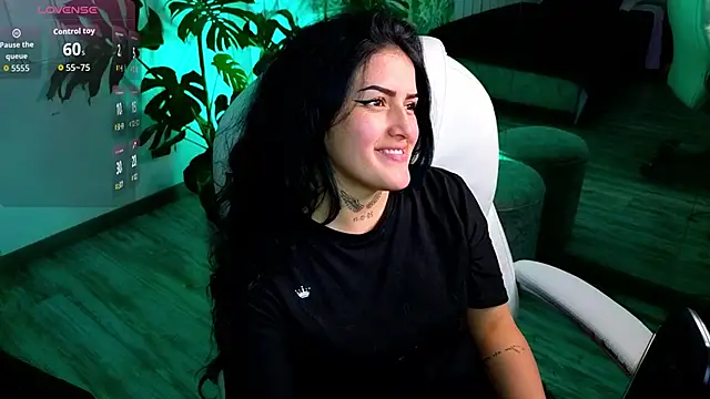 Snapshot of sari_belle chatting on September 27, 10:06 pm sari belle online show from September 27, 10:06 pm