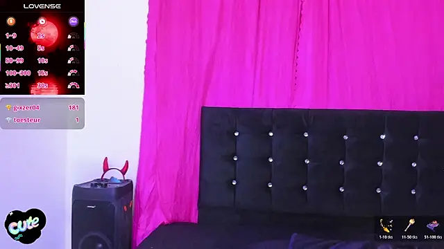 cutenaked 8 online show from March 31, 1:38 am