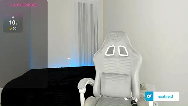 SelinaStorm online show from March 7, 1:01 am