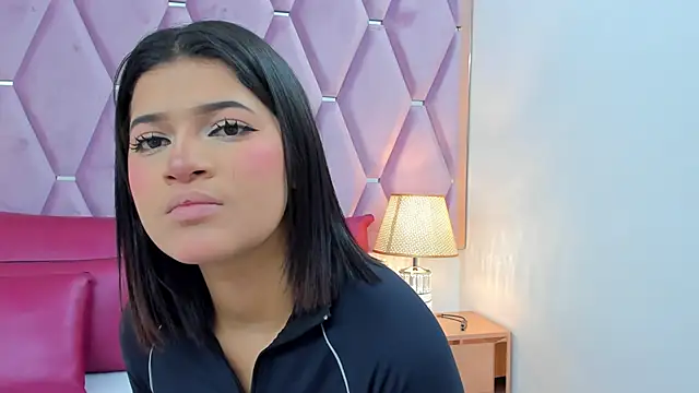 MaskedGirl  online show from December 17, 12:09 pm