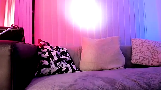 Mary Lori online show from November 25, 7:43 am