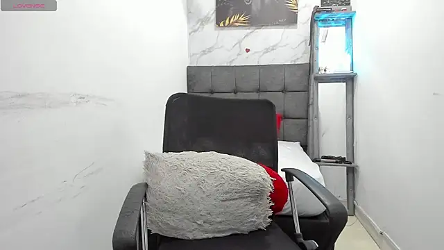  tinny jr online show from January 8, 5:50 pm