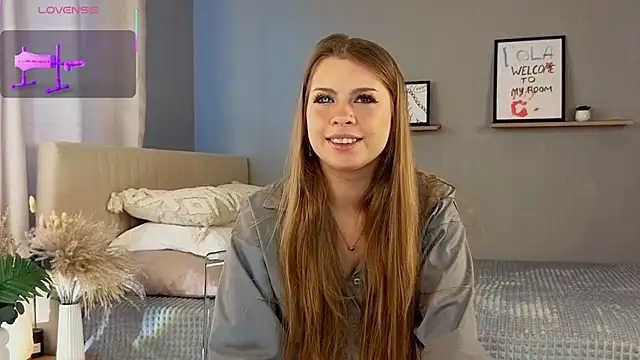 LollaStich online show from November 21, 8:05 am