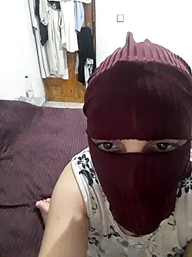 Snapshot of Ahalm chatting on September 19, 11:48 pm Ahalm online show from September 19, 11:48 pm