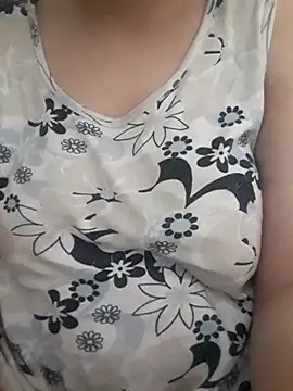 Snapshot of Ahalm chatting on September 21, 11:53 am Ahalm online show from September 21, 11:53 am