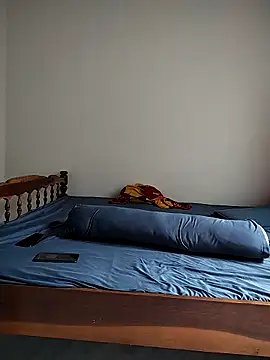   LuLLu   online show from September 18, 7:29 am