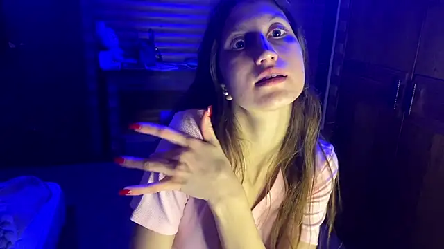 Shyselly online show from October 2, 7:52 pm