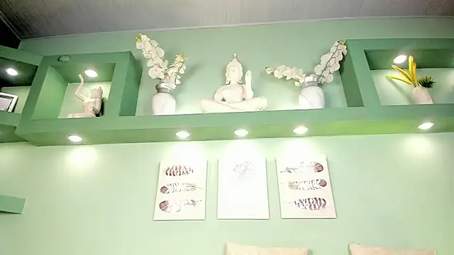 Taylorvidal online show from January 15, 1:28 pm