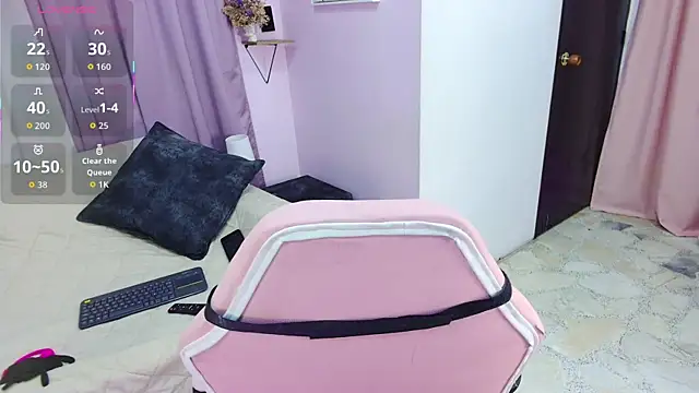 DaniniAnderson online show from October 20, 4:04 am