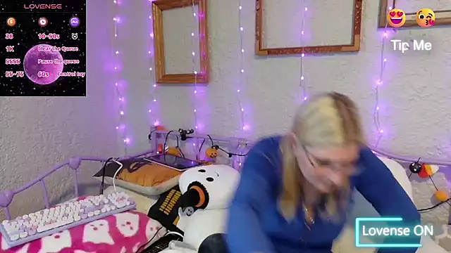 samanthamalichite online show from November 2, 2:31 pm