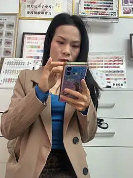 Baby-mmm online show from December 23, 4:16 am