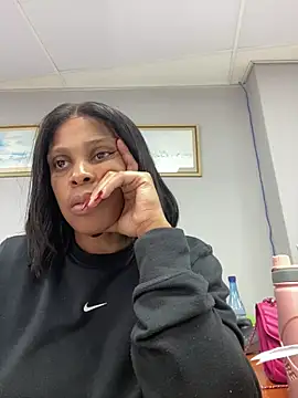 031bubbles online show from December 18, 7:57 am