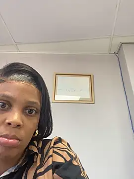 031bubbles online show from March 11, 1:25 pm