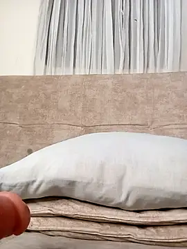 Marian Zeller online show from October 6, 9:04 am