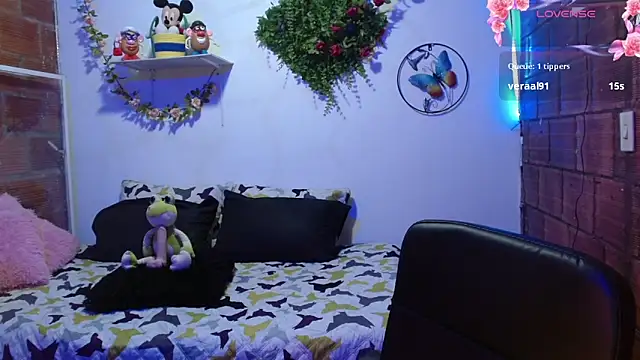 Milf Fantassyy online show from March 22, 2:28 am