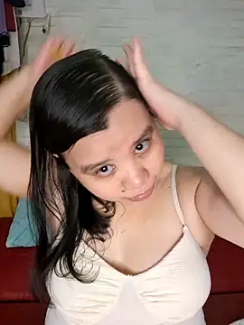 hotlyn45 online show from June 15, 2:12 am