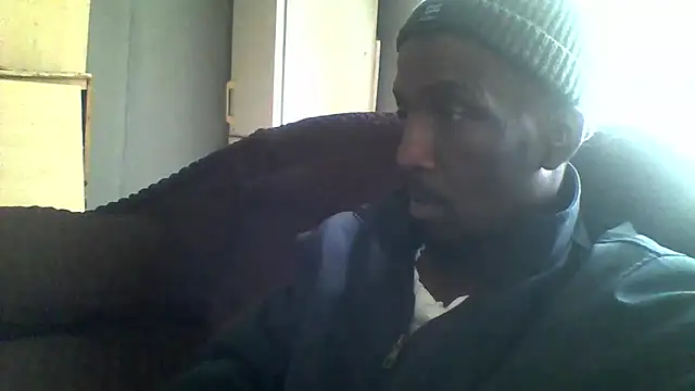 longdickson12345 online show from April 25, 1:41 pm