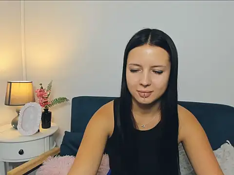 TaliaAdorable online show from October 8, 12:20 pm