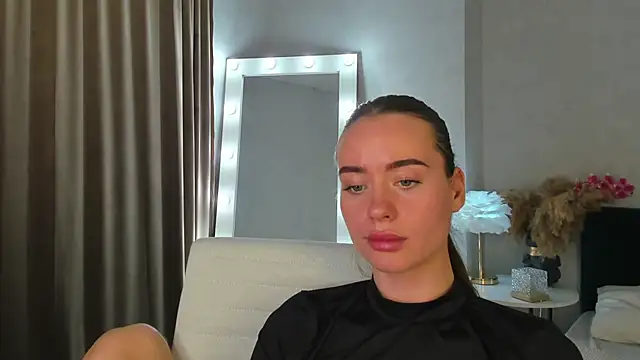 Ameli Povilain online show from October 13, 11:46 am