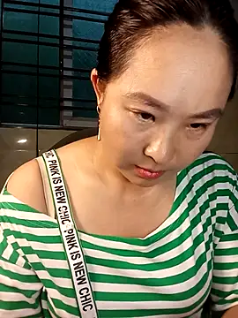 suki-lady online show from October 16, 10:18 am