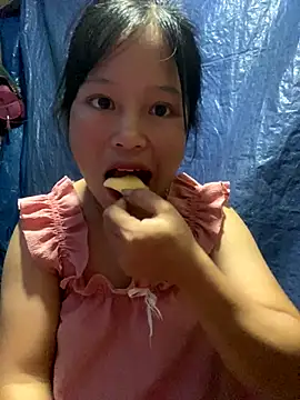 O o UwU o O online show from September 22, 9:30 am