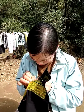 ngan-cute online show from February 4, 7:22 am