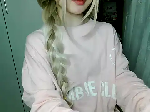 Annabelle-e online show from March 3, 6:25 pm