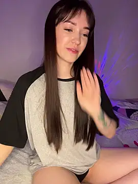 Veliora online show from February 26, 7:13 pm