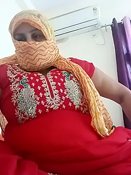 Rakhi sawant143 online show from April 27, 9:39 am