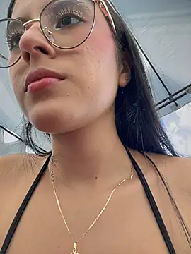 Juanita-Diaz online show from November 2, 9:07 pm