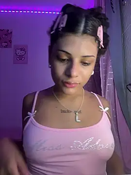 luluzinhax online show from April 28, 2:27 am