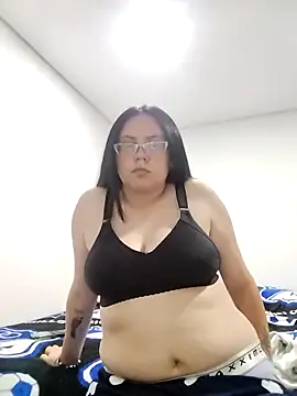 julieta flores online show from February 11, 4:58 am