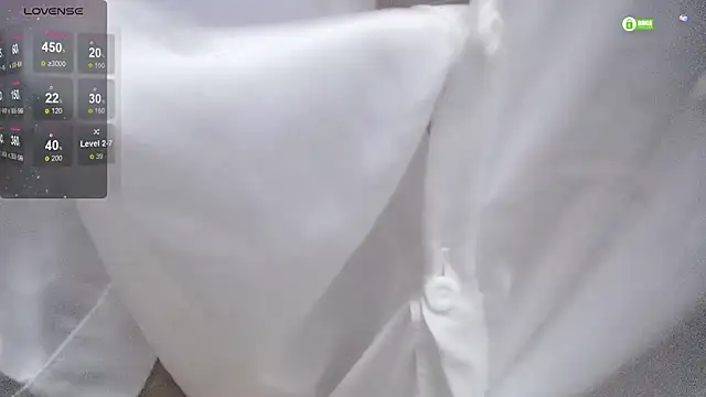 Lingzi- online show from October 5, 5:45 am