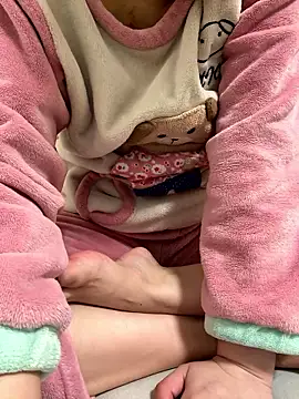 Winnie-1016 online show from January 19, 10:44 am