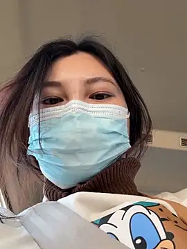 Winnie-1016 online show from March 23, 5:13 am