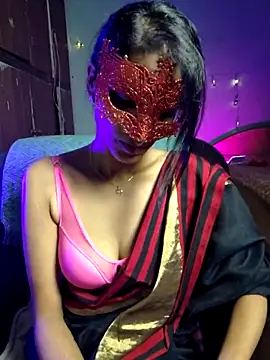 royeoy22 online show from September 24, 2:05 pm