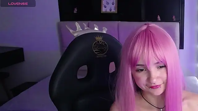  Charlotte Collins  online show from October 12, 4:09 pm