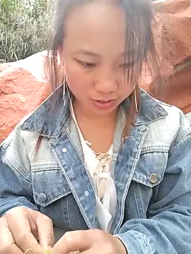 liu-liusexy online show from October 22, 6:07 am