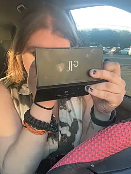 adventuresinsky online show from October 16, 9:17 pm