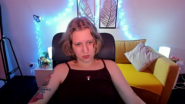 Hailey Foxy online show from October 15, 9:01 am