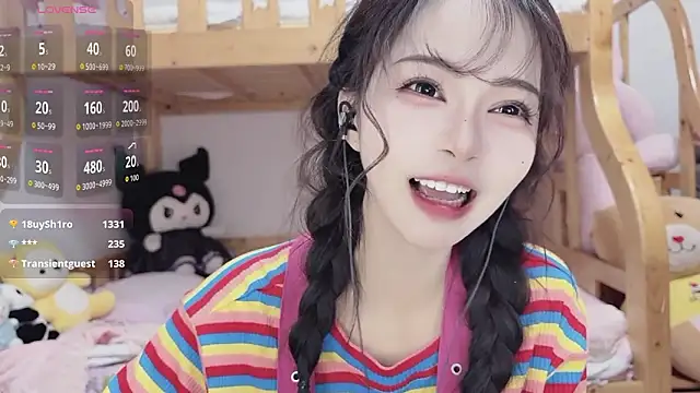 Sue101010 online show from October 15, 2:41 pm