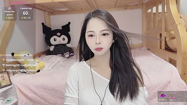 Sue101010 online show from September 27, 2:13 pm