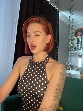 LittleFox    online show from June 3, 6:58 am
